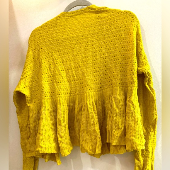 MOTH citron cardigan sweater size small. Pretty open weave pattern has peplum - Picture 6 of 10
